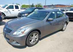 2012 INFINITI G25 JOURNEY