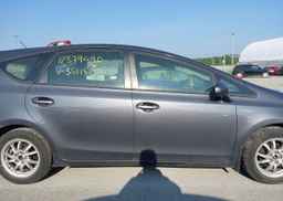 2014 TOYOTA PRIUS V