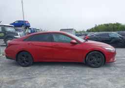 2023 HYUNDAI ELANTRA PREFERRED IVT