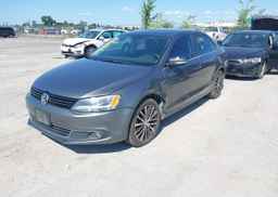 2014 VOLKSWAGEN JETTA SEL