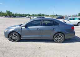 2014 VOLKSWAGEN JETTA SEL