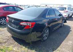 2014 TOYOTA camry se