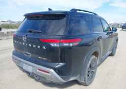2024 NISSAN PATHFINDER SV