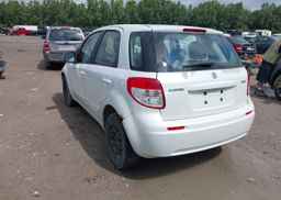 2011 SUZUKI SX4