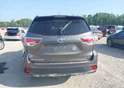 2016 TOYOTA HIGHLANDER LE