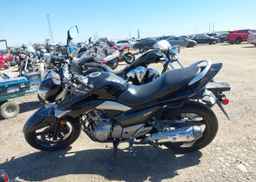 2015 SUZUKI GW250