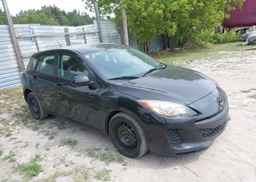 2013 MAZDA 3 I