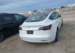 2022 TESLA MODEL 3 RWD