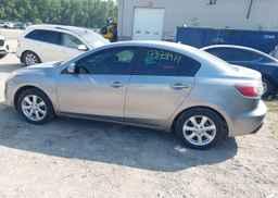 2010 MAZDA MAZDA3 GS