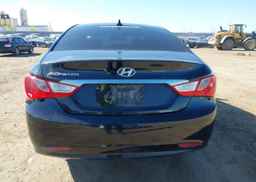 2011 HYUNDAI SONATA GL