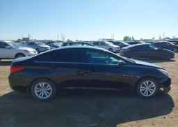 2011 HYUNDAI SONATA GL
