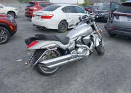 2006 SUZUKI M109R