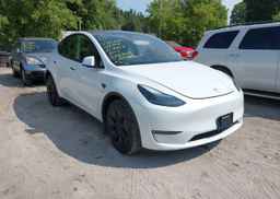 2025 TESLA MODEL Y LONG RANGE