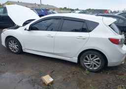 2012 MAZDA 3 I