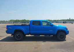 2010 TOYOTA TACOMA V6