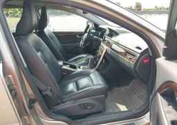 2012 VOLVO XC70 T6