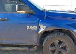 2016 RAM 1500 SLT