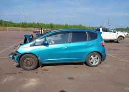 2013 HONDA FIT LX
