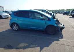 2013 HONDA FIT LX