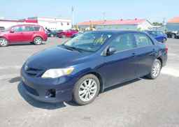 2013 TOYOTA COROLLA S