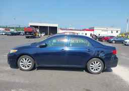 2013 TOYOTA COROLLA S