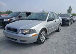 2004 VOLVO S40 A