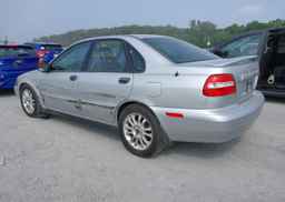 2004 VOLVO S40 A