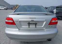 2004 VOLVO S40 A