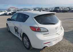 2013 MAZDA 3 I
