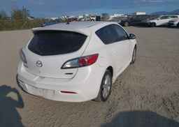 2013 MAZDA 3 I