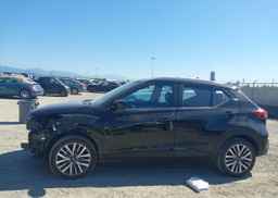 2025 NISSAN KICKS PLAY SV