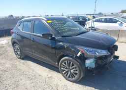 2025 NISSAN KICKS PLAY SV