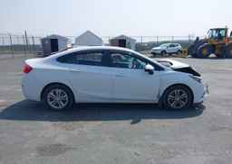 2016 CHEVROLET CRUZE LT