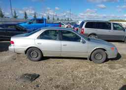 2000 TOYOTA CAMRY CE