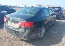 2014 VOLKSWAGEN JETTA 2.0 TDI COMFORTLINE
