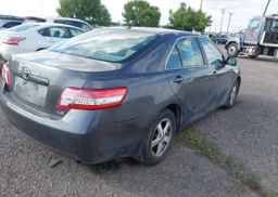 2011 TOYOTA CAMRY LE