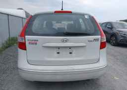 2011 HYUNDAI ELANTRA TOURING GLS