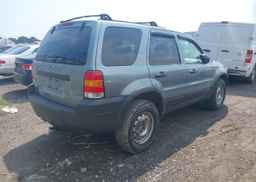2005 FORD ESCAPE XLT