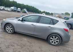 2011 MAZDA 3 I