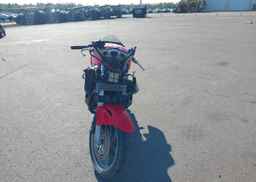 2005 HONDA VFR800
