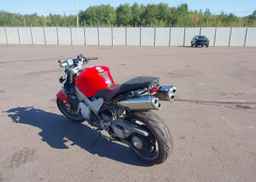 2005 HONDA VFR800