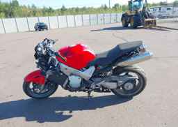 2005 HONDA VFR800