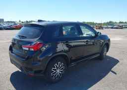 2022 MITSUBISHI RVR ES