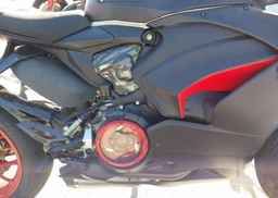 2022 DUCATI PANIGALE V2