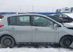 2011 NISSAN VERSA