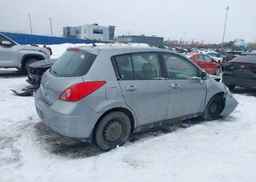 2011 NISSAN VERSA