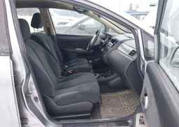 2011 NISSAN VERSA