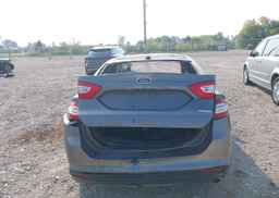 2013 FORD FUSION SE