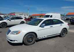 2013 CHRYSLER 200 LIMITED