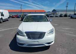 2013 CHRYSLER 200 LIMITED